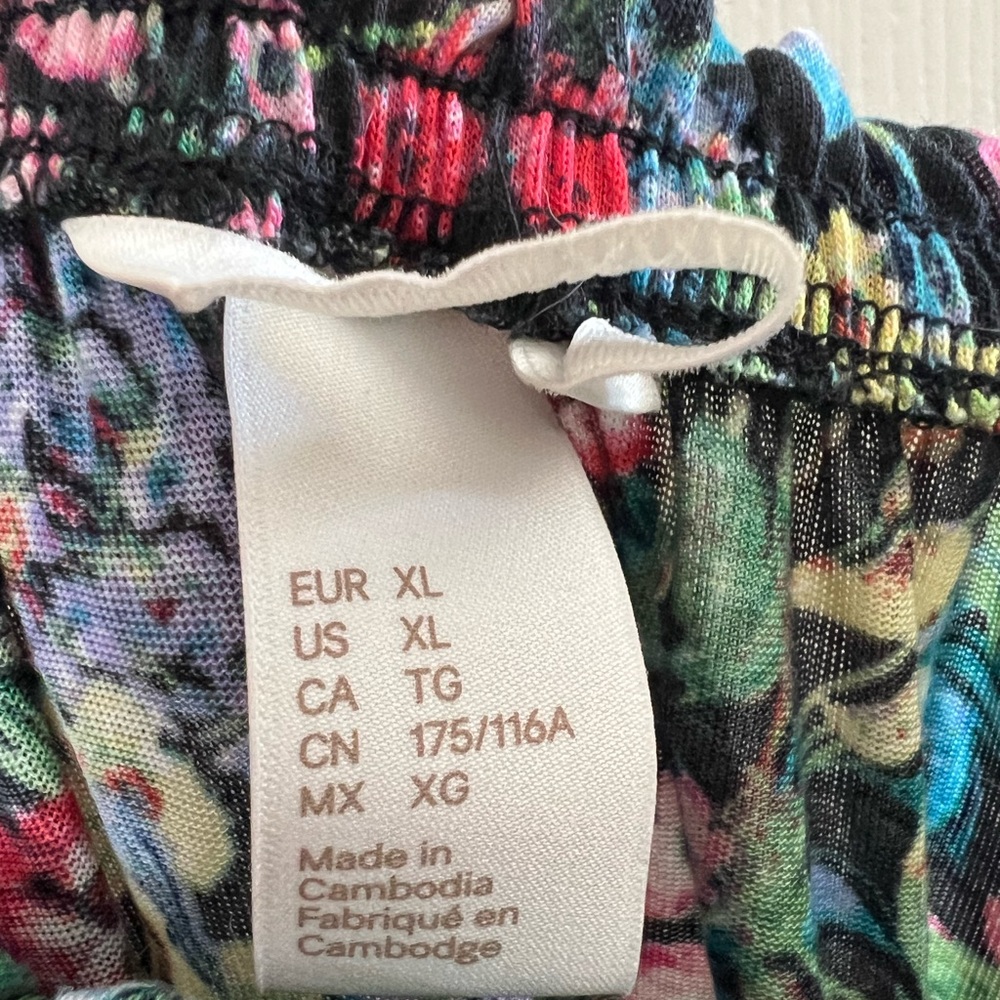 H&M Women’s Dress size XL flower design - Picture 4 of 5